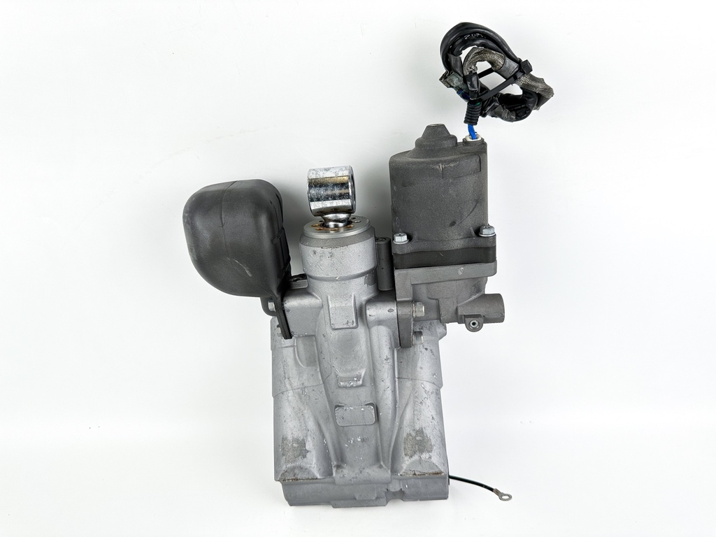 2002 + Honda 90 115 130 135 150 200 225 HP Outboard Power Trim Tilt Unit