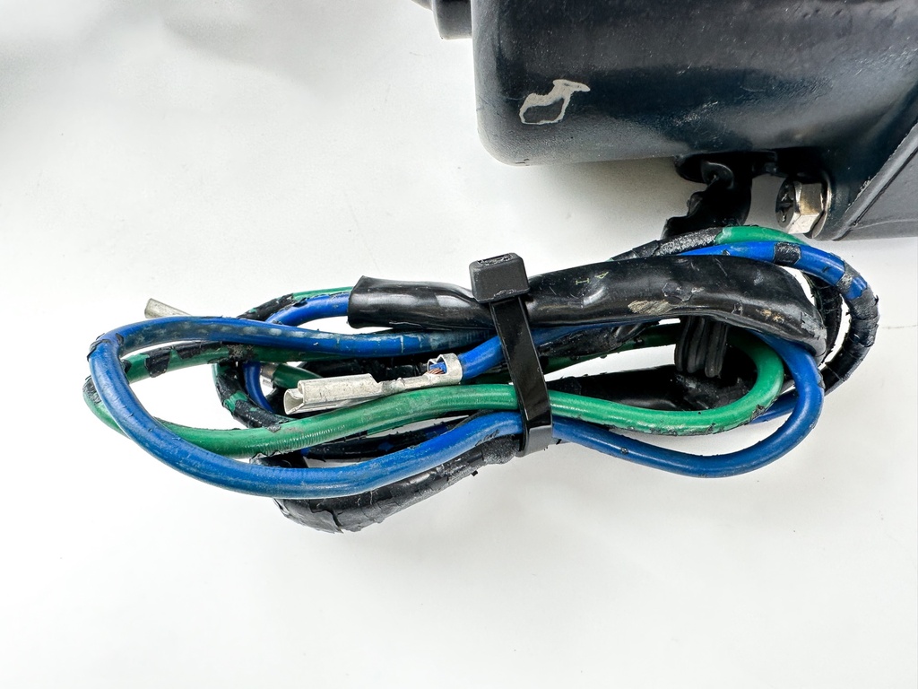 5005115 5007473 5007662 Evinrude Johnson BRP Power Trim & Tilt Unit Assembly