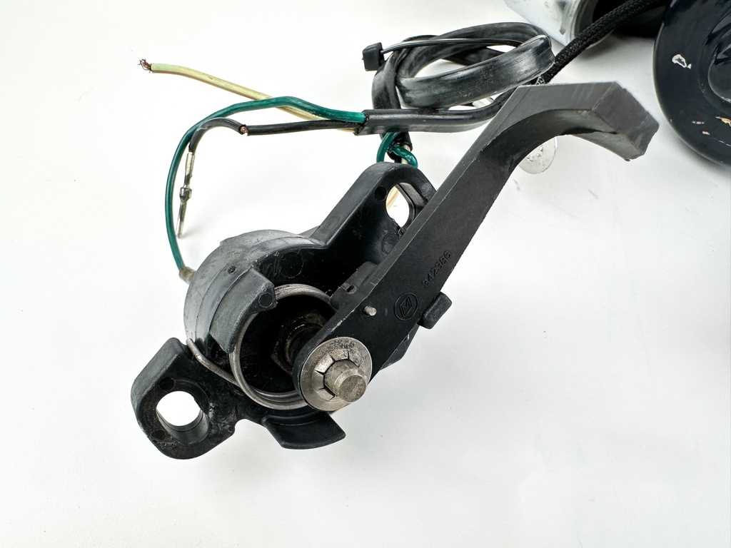 5005115 5007473 5007662 Evinrude Johnson BRP Power Trim & Tilt Unit Assembly