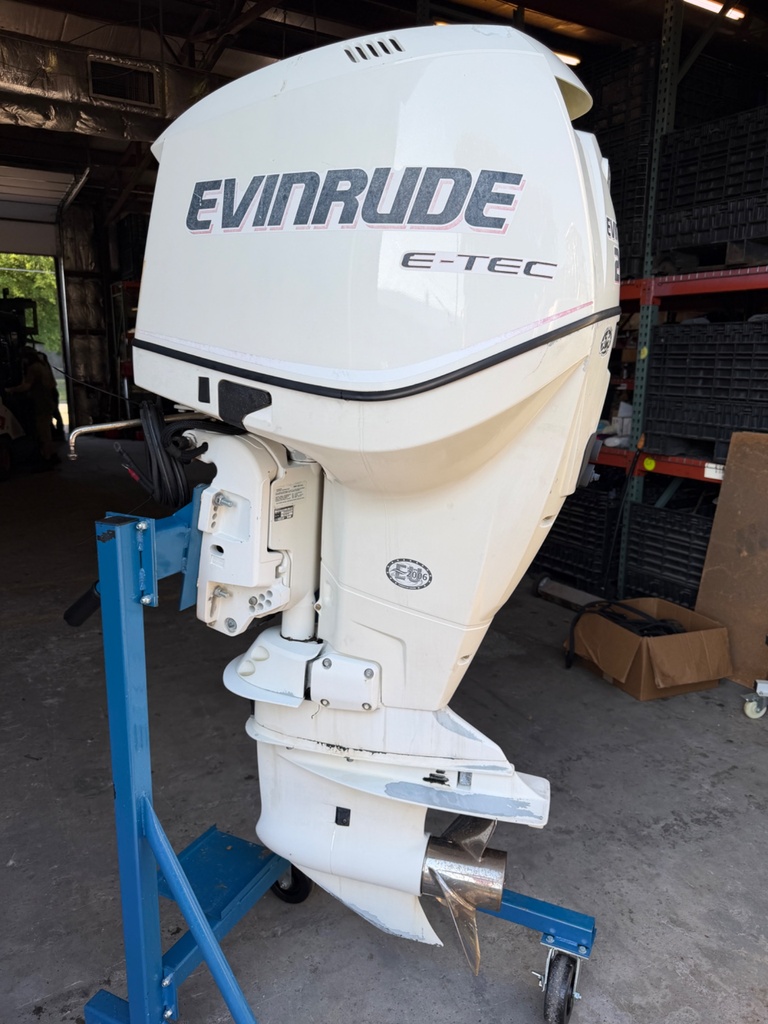 2007 Evinrude Etec 200HP 2 Stroke Outboard Engine - 25" Shaft - 267 Hours