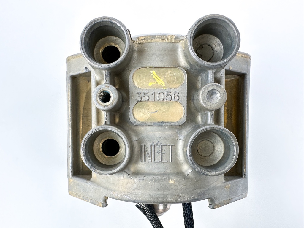 04 - 07 Evinrude 40HP - 90HP Outboard Injector Assembly 5006220