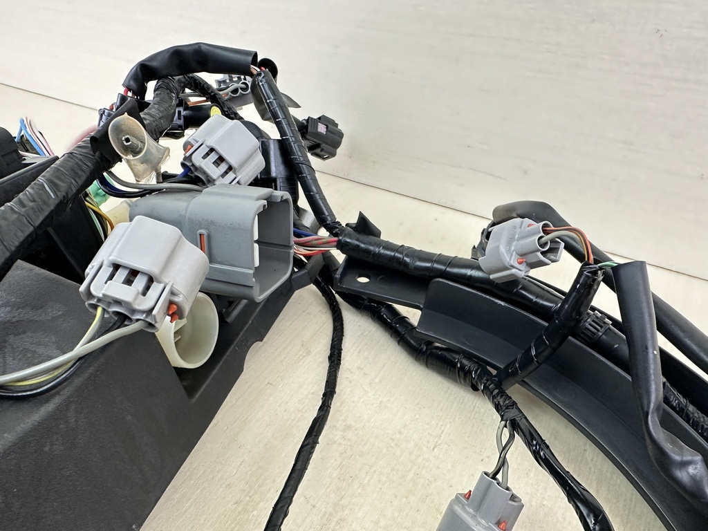 2006 Suzuki 150HP 4 Stroke Outboard Engine Wire Harness Assembly 36610-96J00