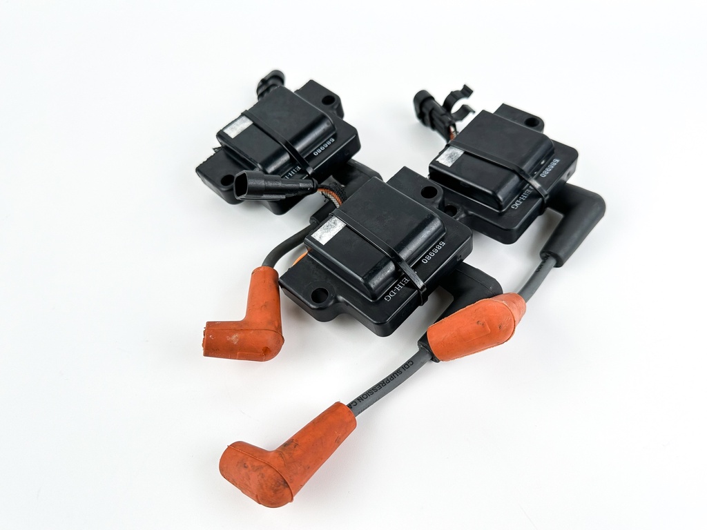 2009 Evinrude 90 HP 2 Stroke Outboard Ignition Coil Set 0586980 OEM