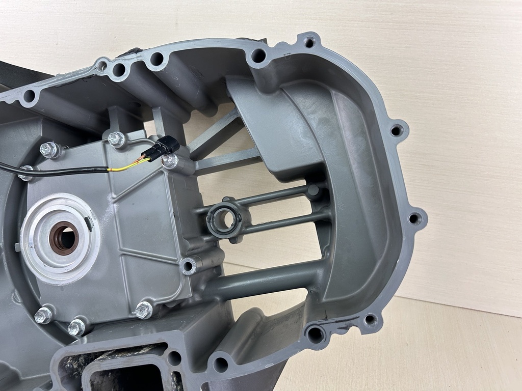 2006 Suzuki 150HP 4 Stroke Outboard Engine Holder Assembly 51111-96J00-0EP