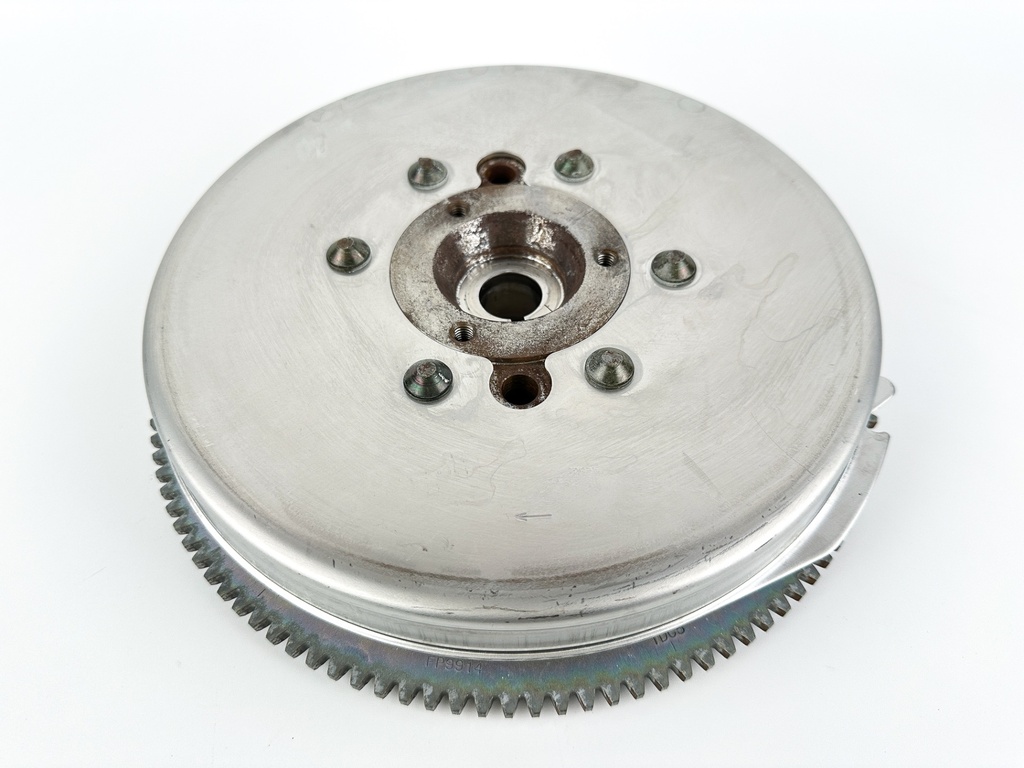 2005 Yamaha 150 HP 2 Stroke Outboard Flywheel Rotor 64D-85550-02-00 OEM