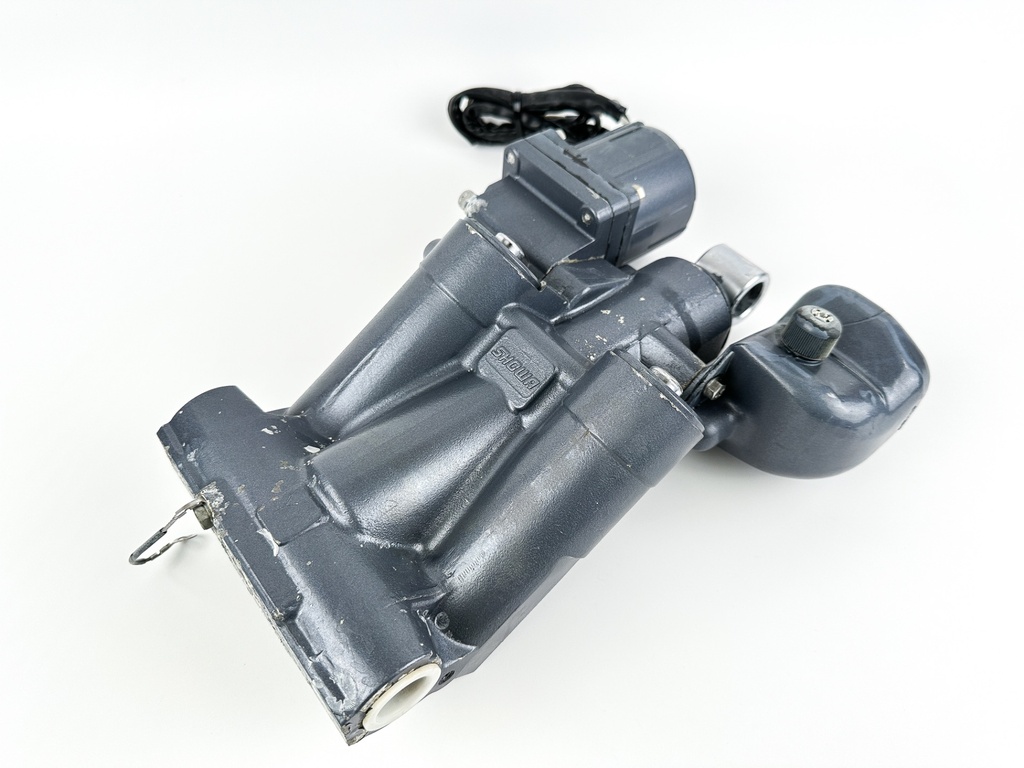 2005 Yamaha 150 HP 2 Stroke Outboard Power Trim Tilt Unit 64E-43800-02-4D OEM
