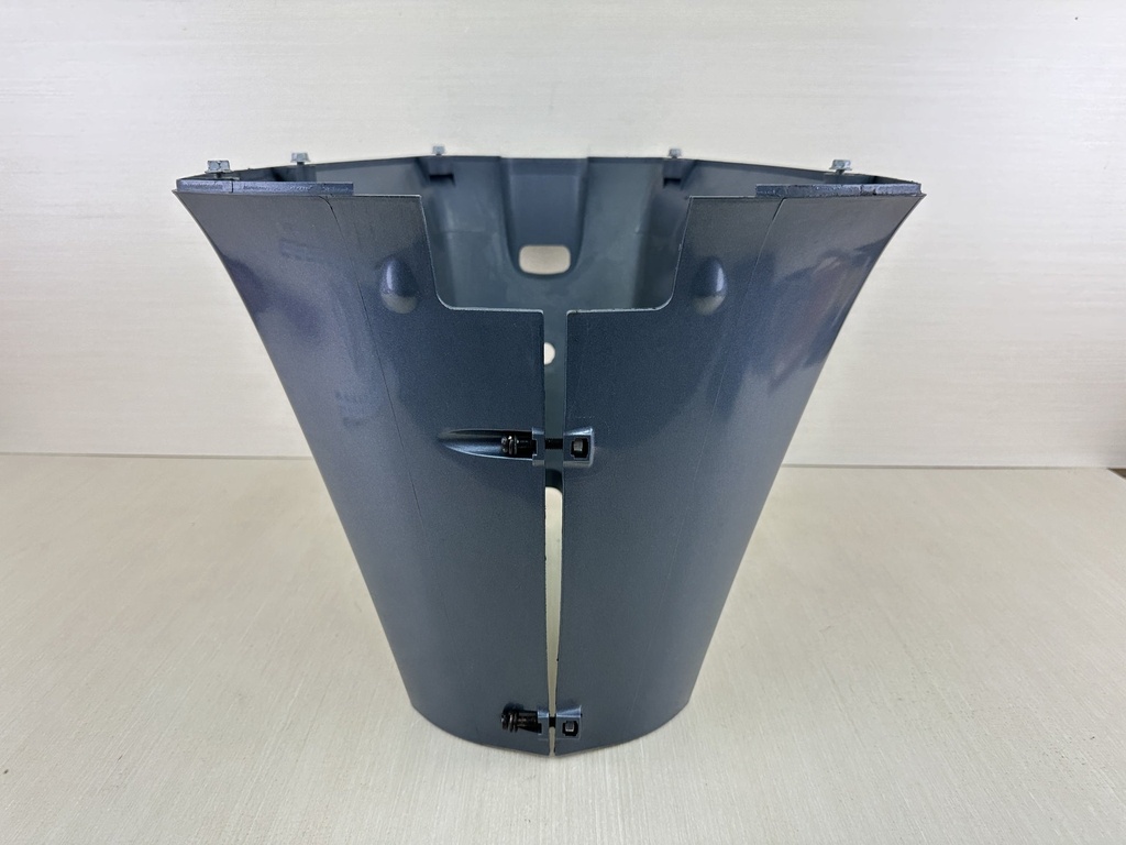 2003 Yamaha 80HP 4 Stroke Outboard Lower Apron Cowling 67F-42741-01-8D