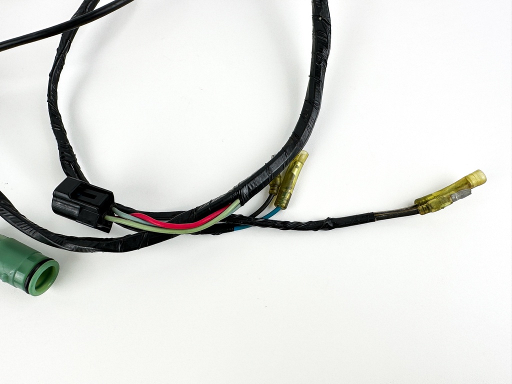 2004 Yamaha 150 HP 2 Stroke Outboard Engine Wire Harness 64D-82590-10-00 OEM