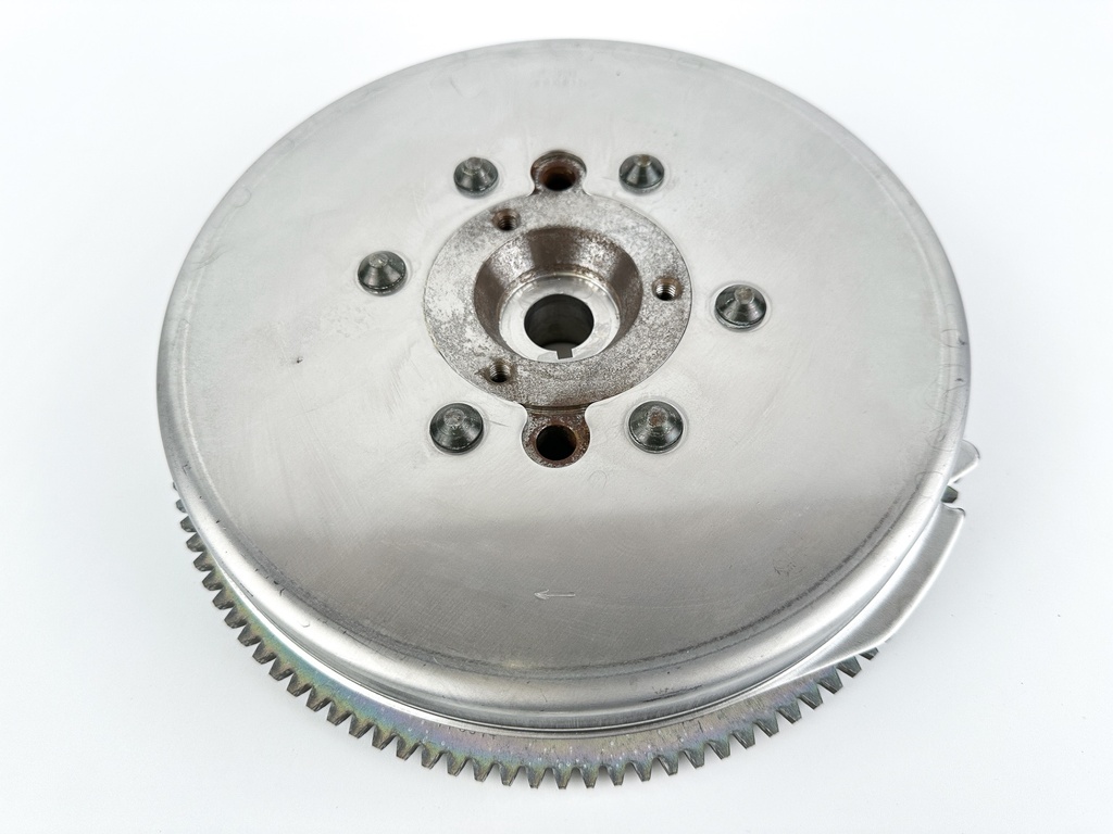2004 Yamaha 150 HP 2 Stroke Outboard Flywheel Rotor 64D-85550-02-00 OEM