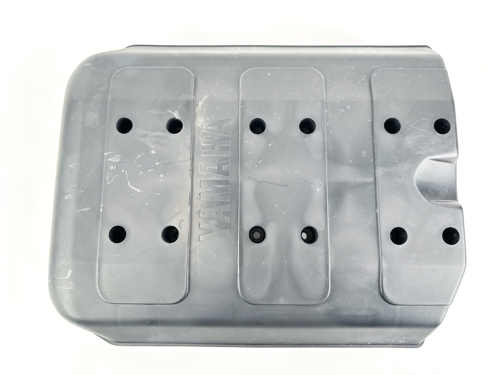 2004 Yamaha 150 HP 2 Stroke Outboard Intake Air Silencer Assembly 64D-14440-00-00 OEM