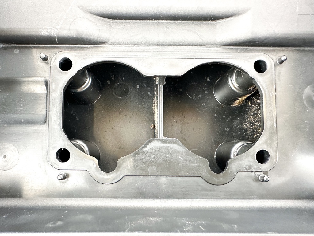 2004 Yamaha 150 HP 2 Stroke Outboard Intake Air Silencer Assembly 64D-14440-00-00 OEM