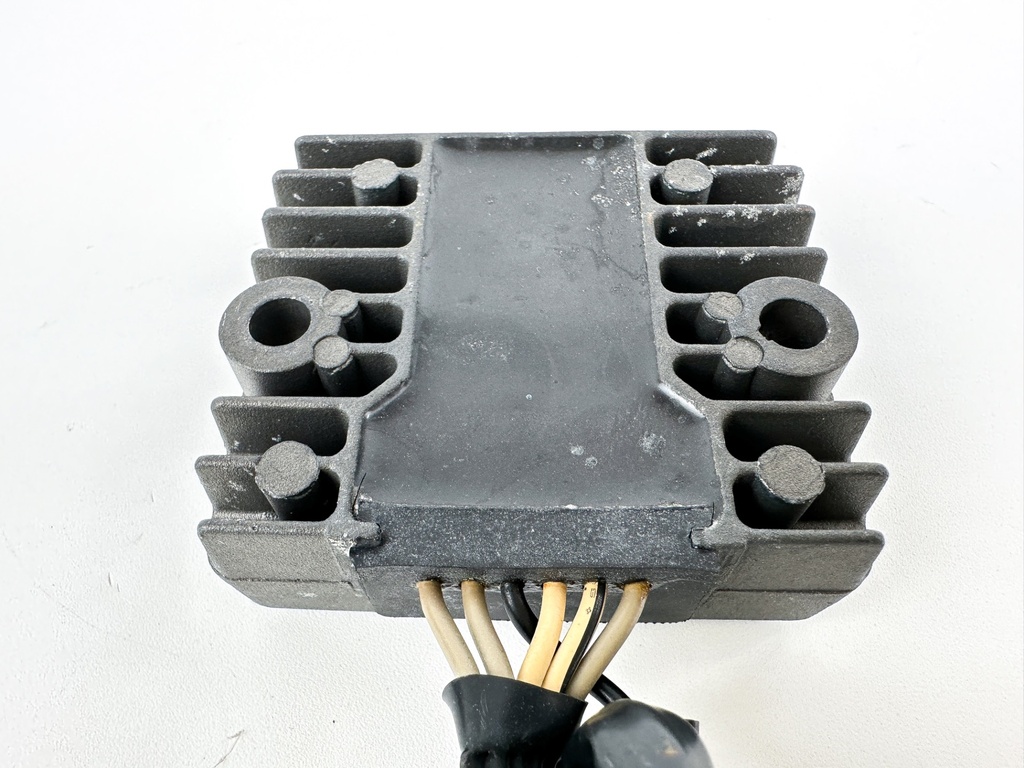 1997-2006 Honda 40 50 HP 4 Stroke Outboard Rectifier Assembly 31600-ZV5-003