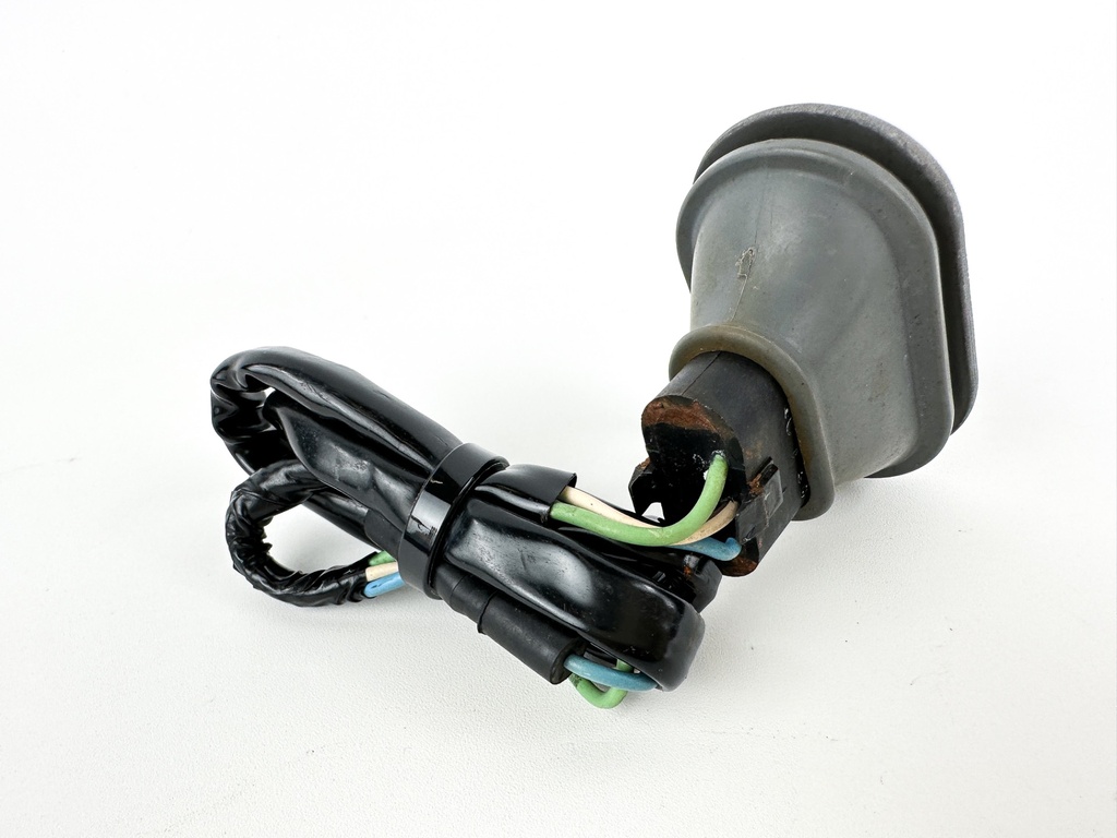 2002 Honda 50 HP 4 Stroke Outboard Trim Switch 35640-ZV5-824 OEM