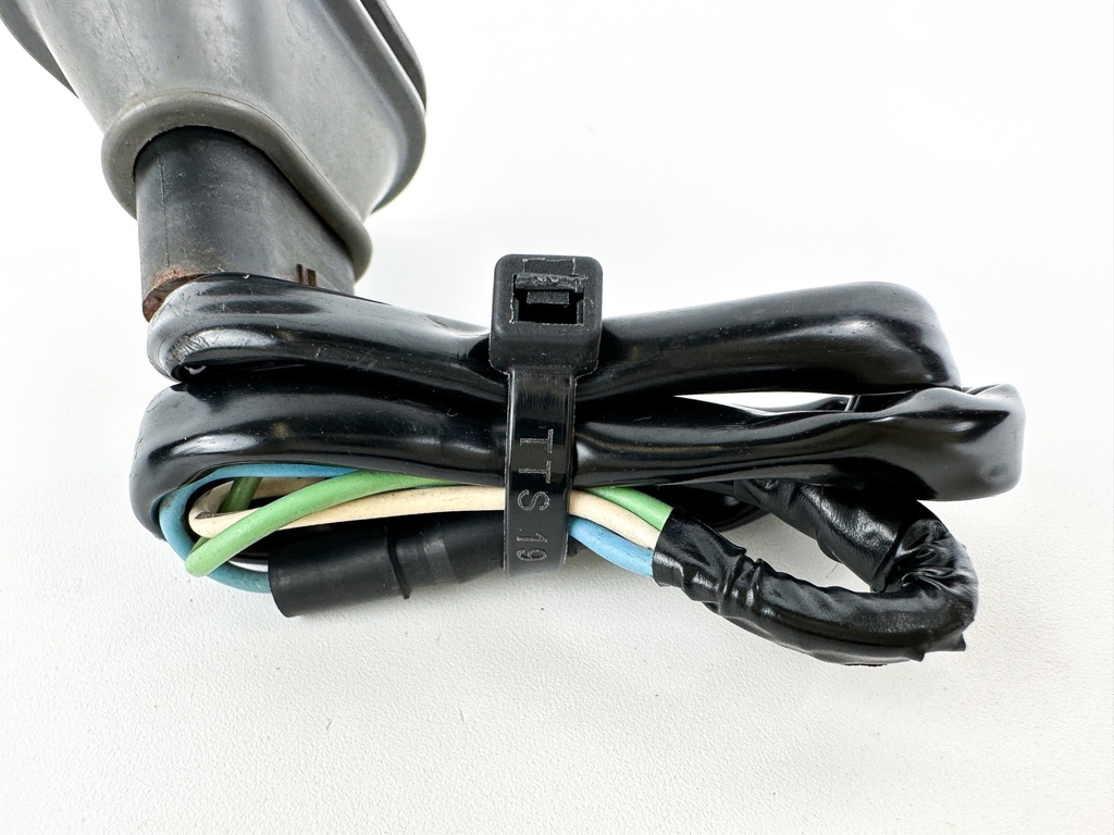 2002 Honda 50 HP 4 Stroke Outboard Trim Switch 35640-ZV5-824 OEM