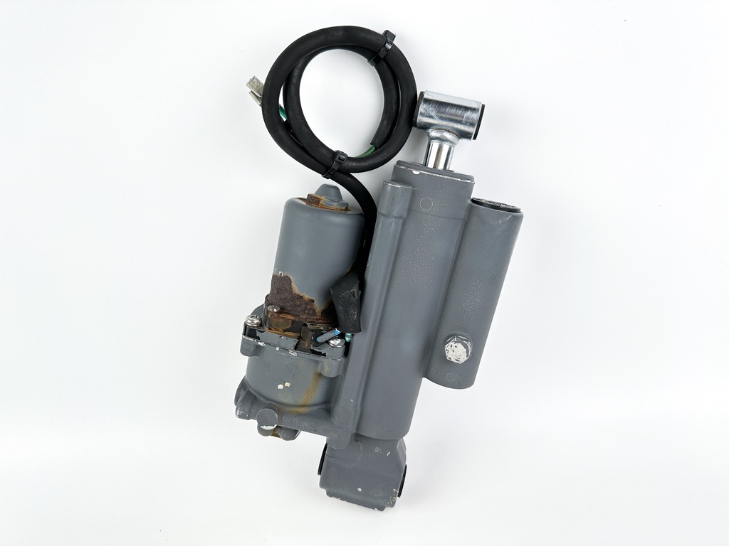 Honda 50 HP 4 Stroke Outboard Power Trim Tilt Unit 56000-ZV5-823ZA OEM