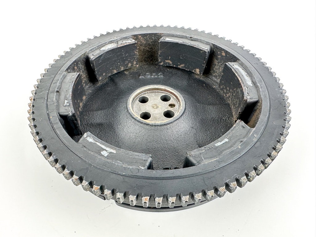 2002 Honda 50 HP 4 Stroke Outboard Flywheel 31100-ZV5-681ZA OEM