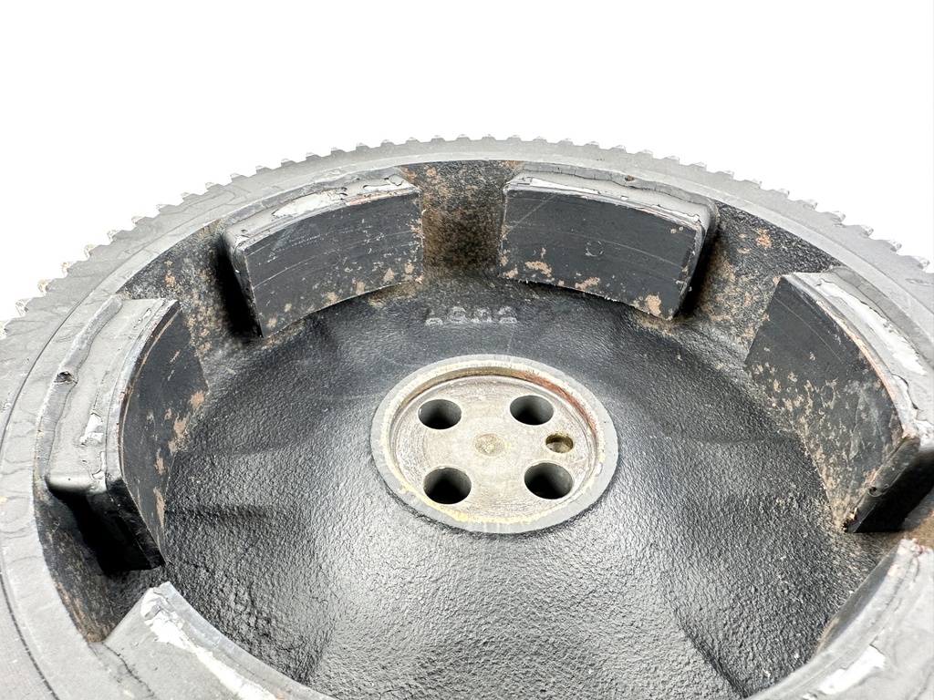 2002 Honda 50 HP 4 Stroke Outboard Flywheel 31100-ZV5-681ZA OEM
