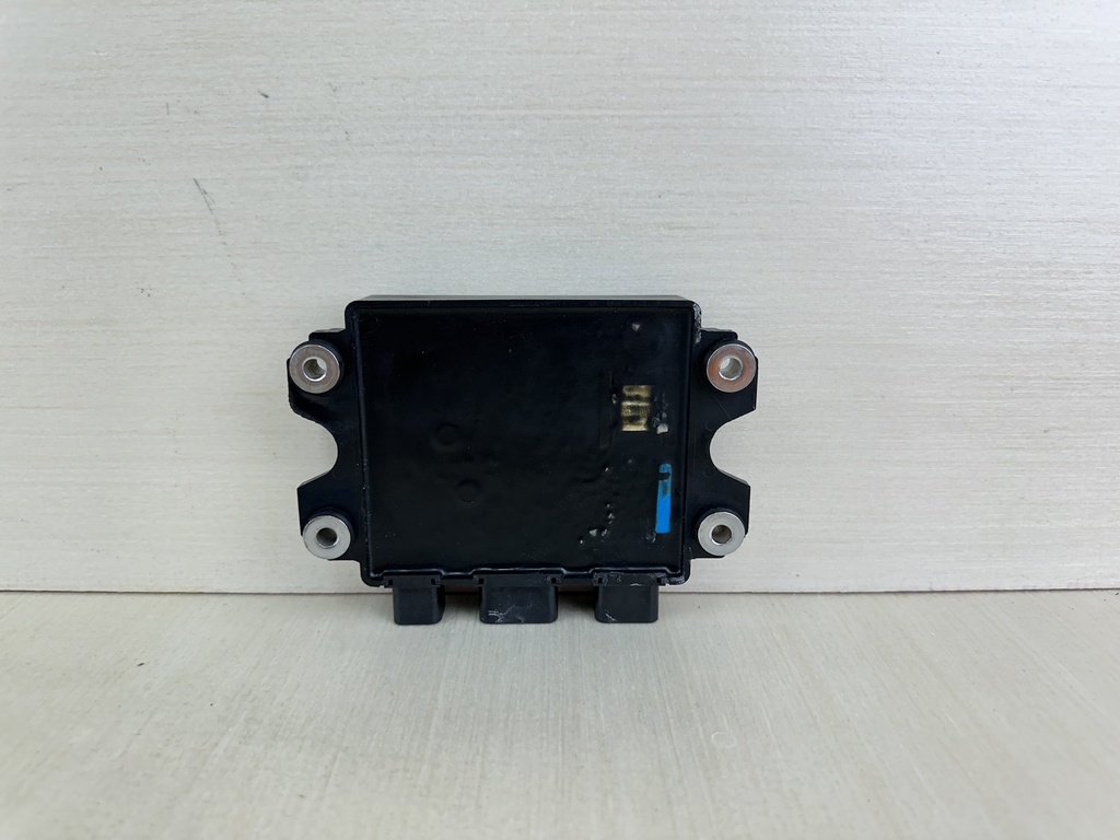 2003 Yamaha 80HP 4 Stroke Outboard ECU CDI Unit Assembly 67F-85540-03-00