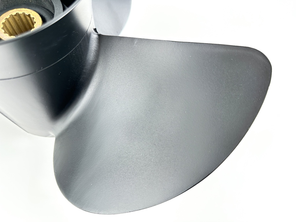 Yamaha Outboard Propeller Prop 14 1/2 x 17P Standard RH New