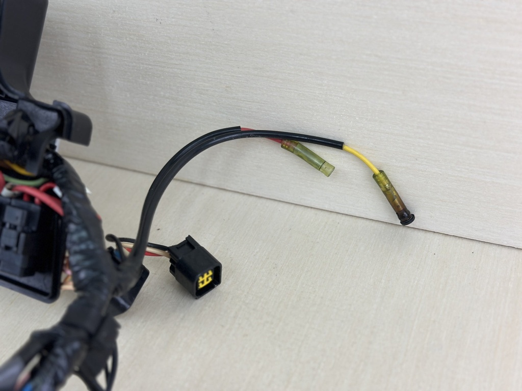 2003 Yamaha 80HP 4 Stroke Outboard Engine Wire Harness Assembly 67F-82590-04-00