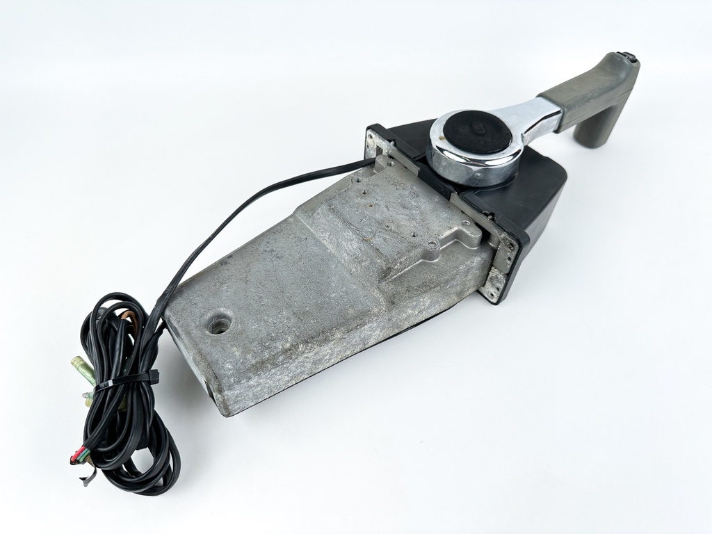 Yamaha 704 Top Mount Binnacle Control Box OEM