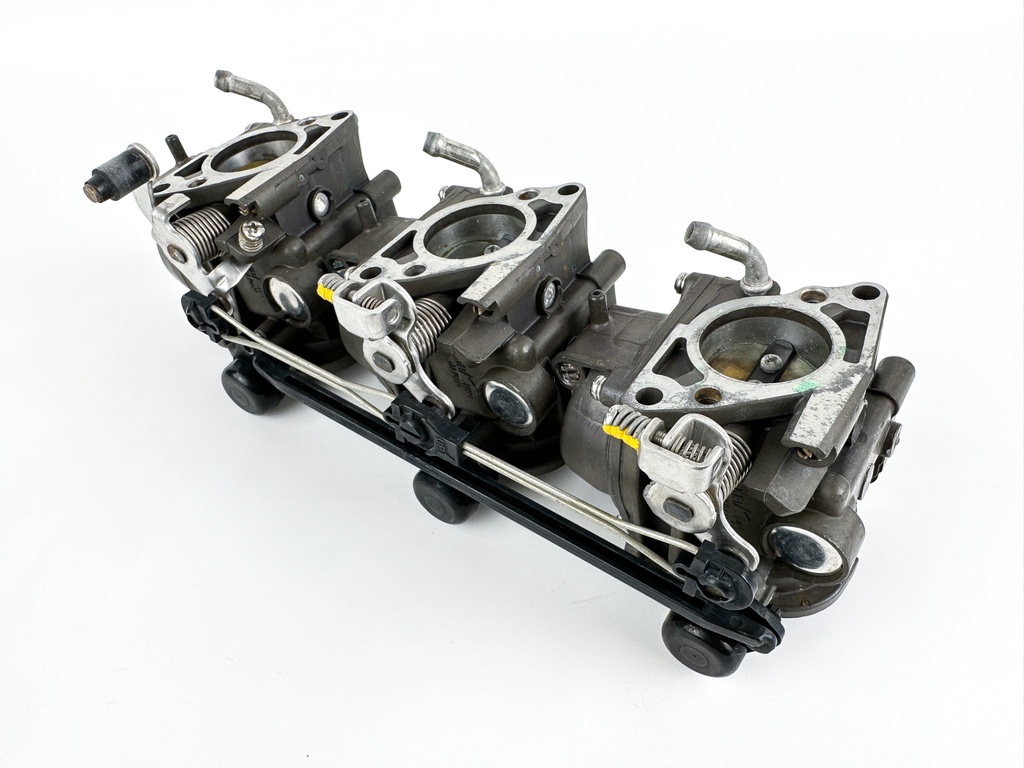 2002 Honda 50 HP 4 Stroke Outboard Carburetor Set, For Parts 16100-ZW4-D23ZA OEM