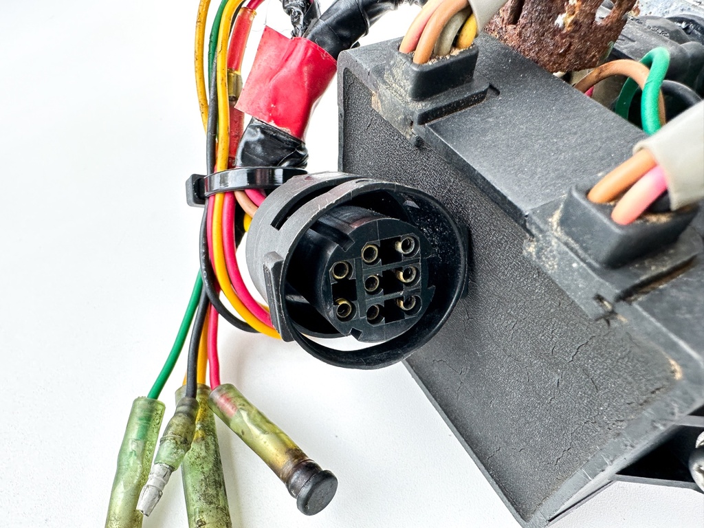 Yamaha Outboard Dual Twin Engine Ignition Key Switch - Repair