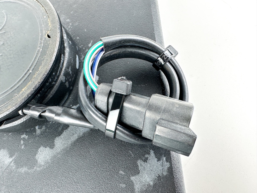 Evinrude Johnson OMC Outboard Side Mount Remote Binnacle Control Box W/ Key