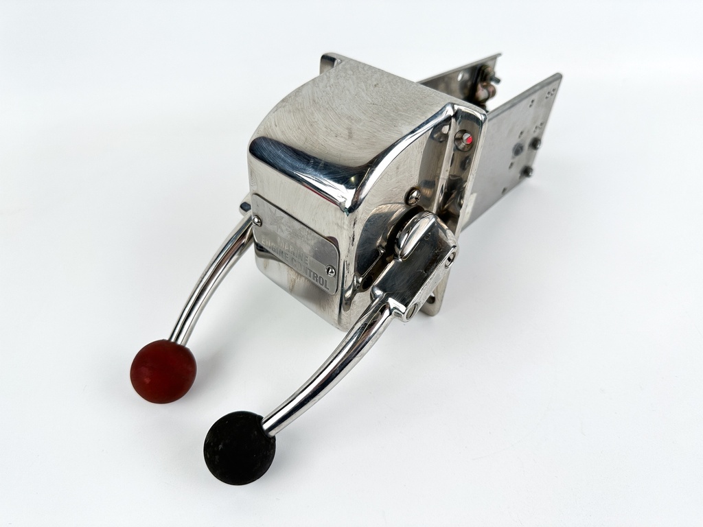 SeaStar Marine Boat Controls Twin S Lever Top Mount Control Box