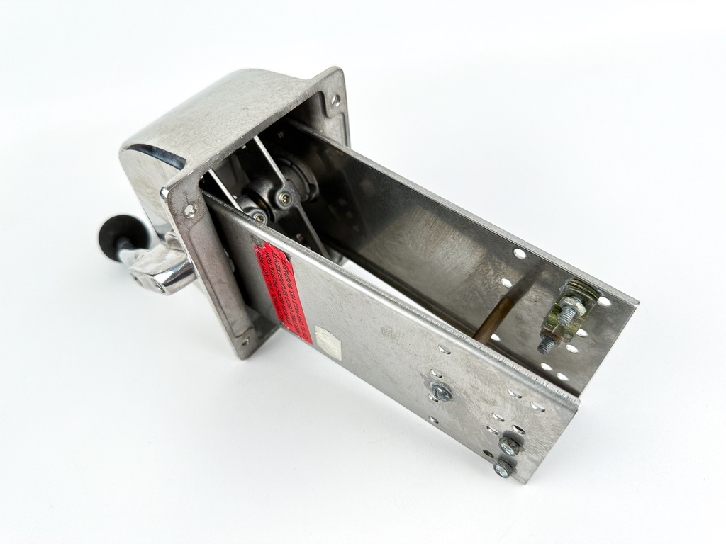SeaStar Marine Boat Controls Twin S Lever Top Mount Control Box