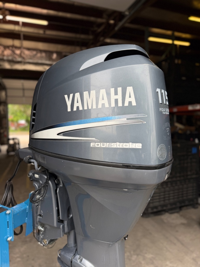 2006 Yamaha 115HP 4 Stroke Outboard Engine W/ 25" Shaft - Just Serviced