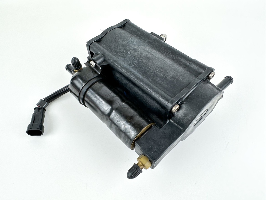 2014 Evinrude 200 HP 2 Stroke Outboard Vapor Separator Tank VST 5006063 OEM