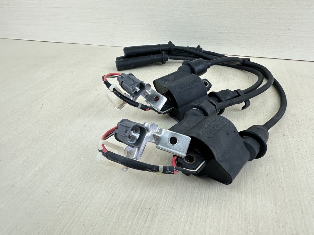 2006 Yamaha 150HP 4 Stroke Outboard Ignition Coil Set 63P-82310-01-00