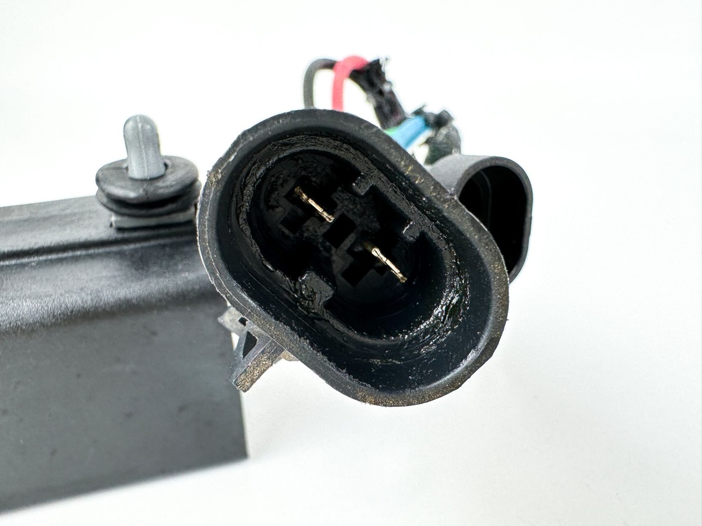 2014 Evinrude 200 HP 2 Stroke Outboard Trim Tilt Relay 0586767 OEM