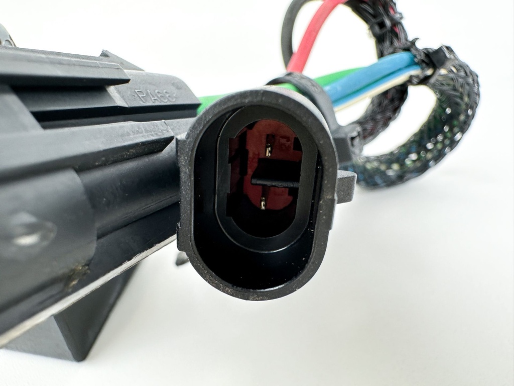 2014 Evinrude 200 HP 2 Stroke Outboard Trim Tilt Relay 0586767 OEM