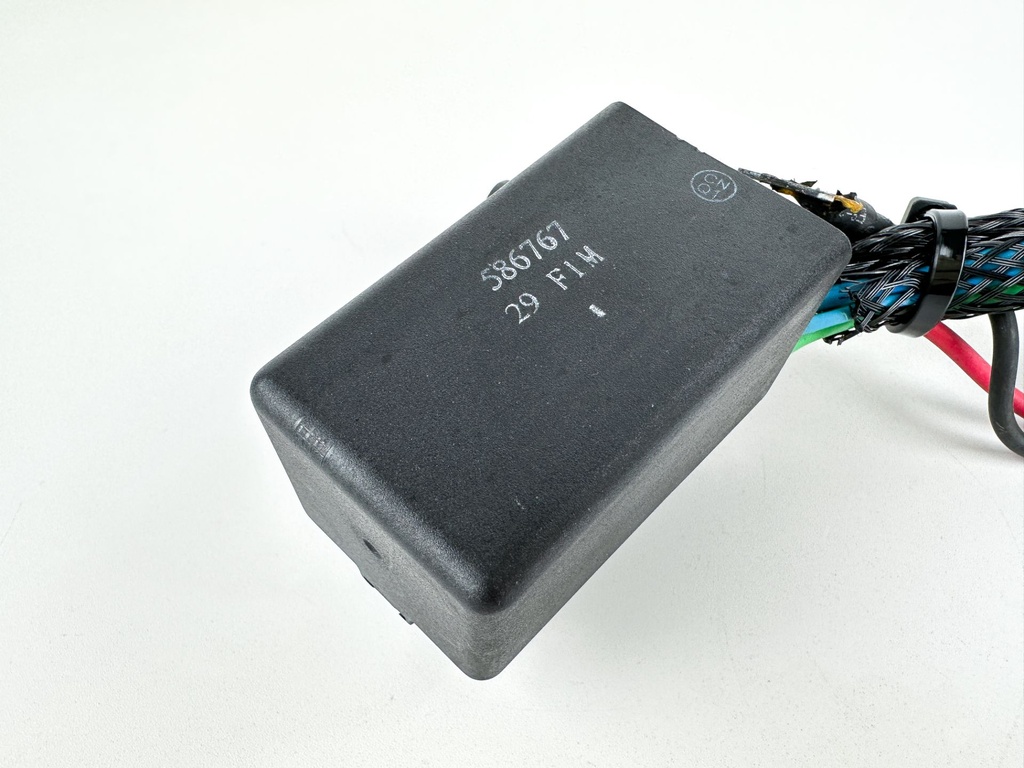 2014 Evinrude 200 HP 2 Stroke Outboard Trim Tilt Relay 0586767 OEM