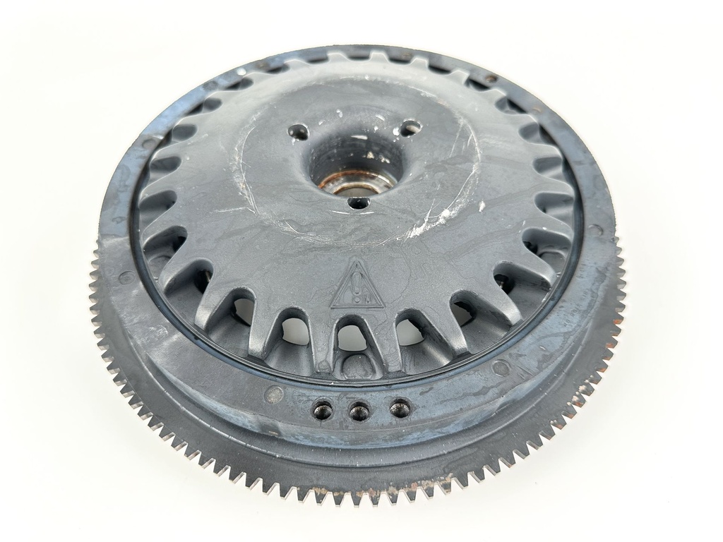2014 Evinrude 200 HP 2 Stroke Outboard Flywheel 0586966 OEM