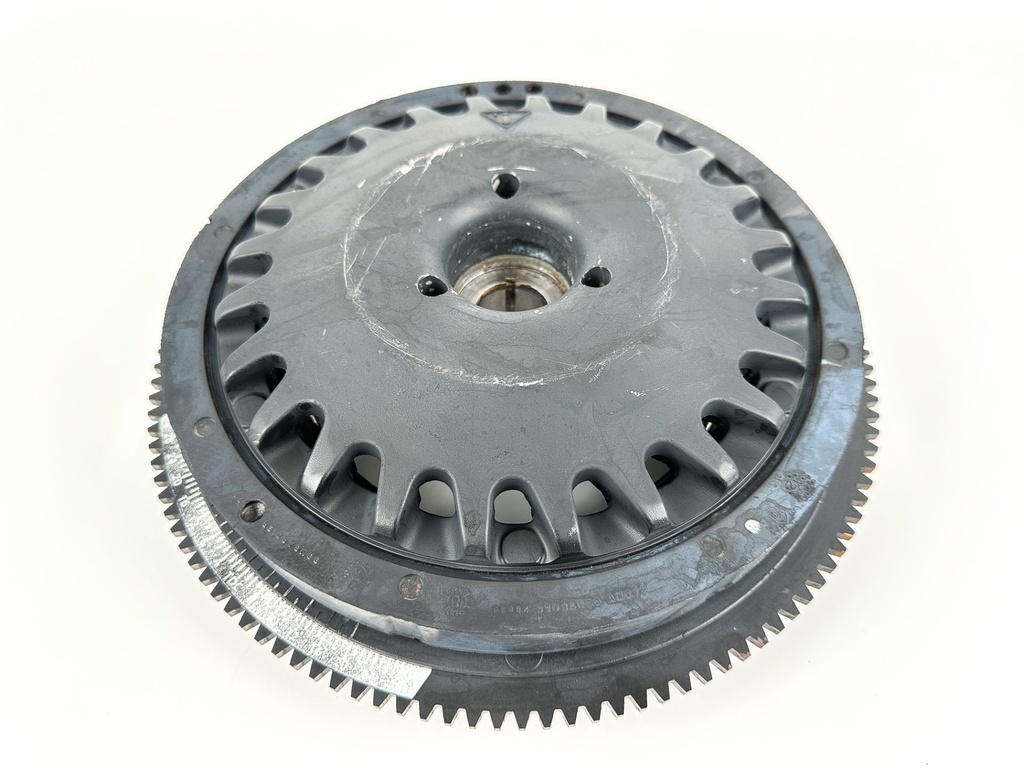 2014 Evinrude 200 HP 2 Stroke Outboard Flywheel 0586966 OEM