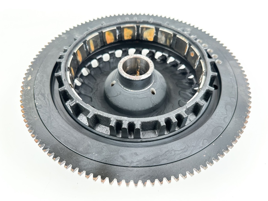 2014 Evinrude 200 HP 2 Stroke Outboard Flywheel 0586966 OEM