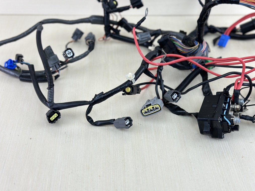 2006 Yamaha 150HP 4 Stroke Outboard Engine Wire Harness Assembly 63P-82590-30-00