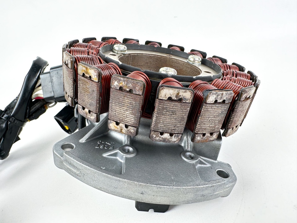 2005 Yamaha 115 HP 4 Stroke Outboard Coil Pulser Base Stator Assembly 68V-81460-00-00 OEM