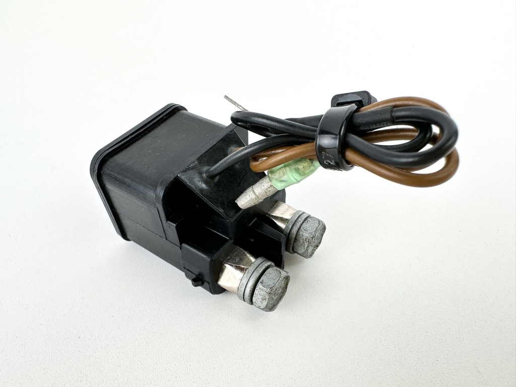 2005 Yamaha 115 HP 4 Stroke Outboard Starter Relay 68V-8194A-00-00 OEM