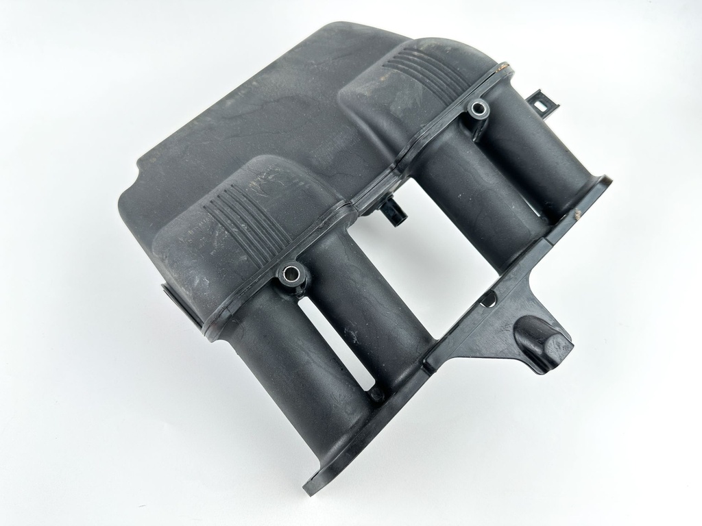 2005 Yamaha 115 HP 4 Stroke Outboard Intake Manifold 68V-14440-00-00 OEM