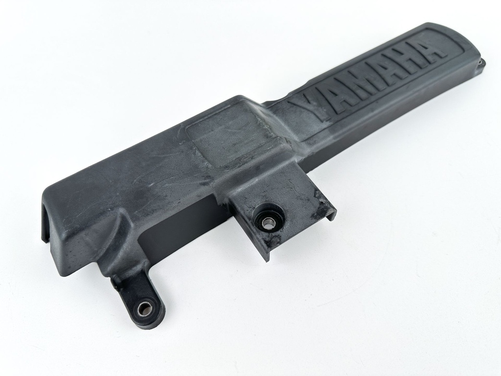 2005 Yamaha 115 HP 4 Stroke Outboard Ignition Coil Cover 67F-11192-01-00 OEM