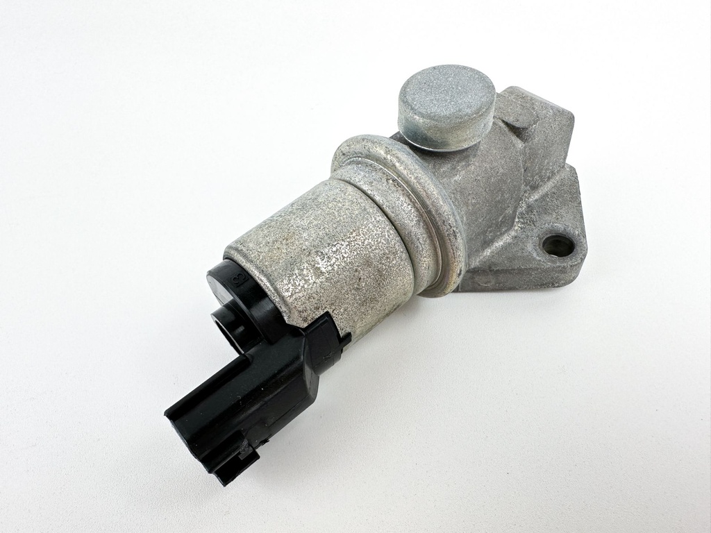 2006 Suzuki 90 HP 4 Stroke Outboard IAC Idle Air Control Valve 18137-77E00 OEM