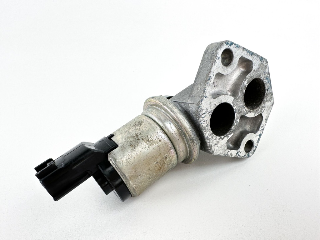 2006 Suzuki 90 HP 4 Stroke Outboard IAC Idle Air Control Valve 18137-77E00 OEM