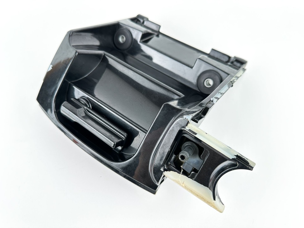 2006 Suzuki 90 HP 4 Stroke Outboard Front Panel Cowling Assembly 61831-90J03-0EP OEM