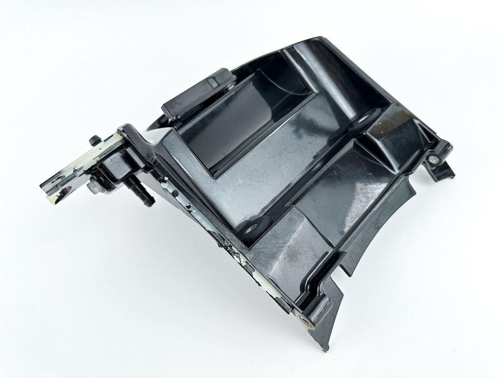 2006 Suzuki 90 HP 4 Stroke Outboard Front Panel Cowling Assembly 61831-90J03-0EP OEM