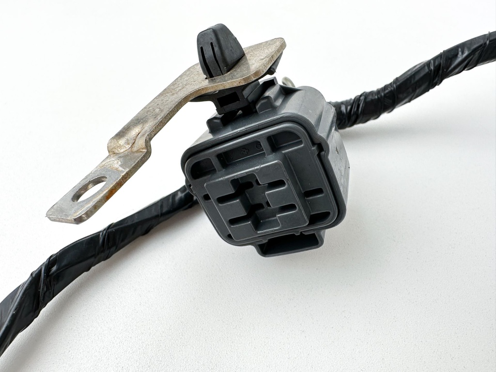 2006 Suzuki 90 HP 4 Stroke Outboard Engine Wire Harness 36610-90J61 OEM