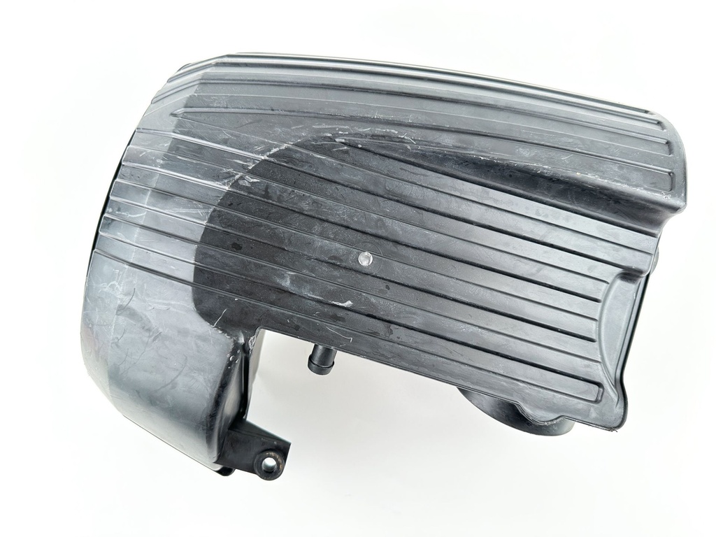 2006 Suzuki 90 HP 4 Stroke Outboard Intake Air Silencer Assembly 13810-90J01 OEM
